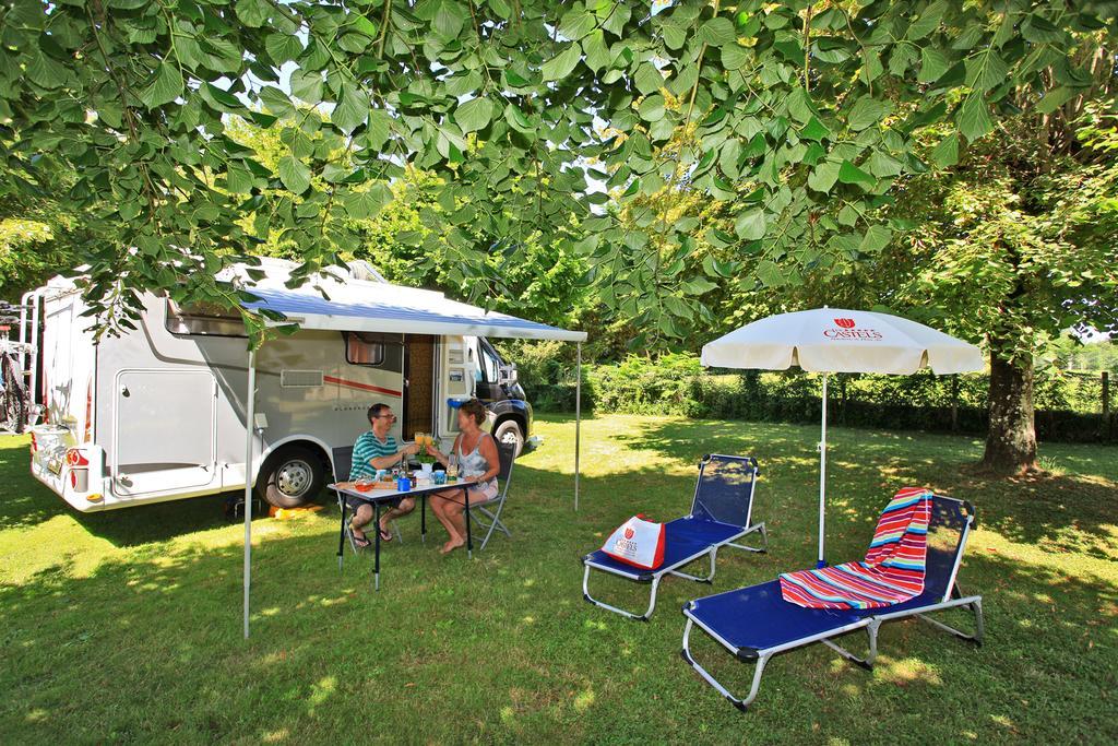 Hotellerie De Plein Air Camping Leychoisier Bonnac-la-Côte Dış mekan fotoğraf